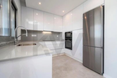 Apartamento T3 para Venda em Faro (Sé e São Pedro)