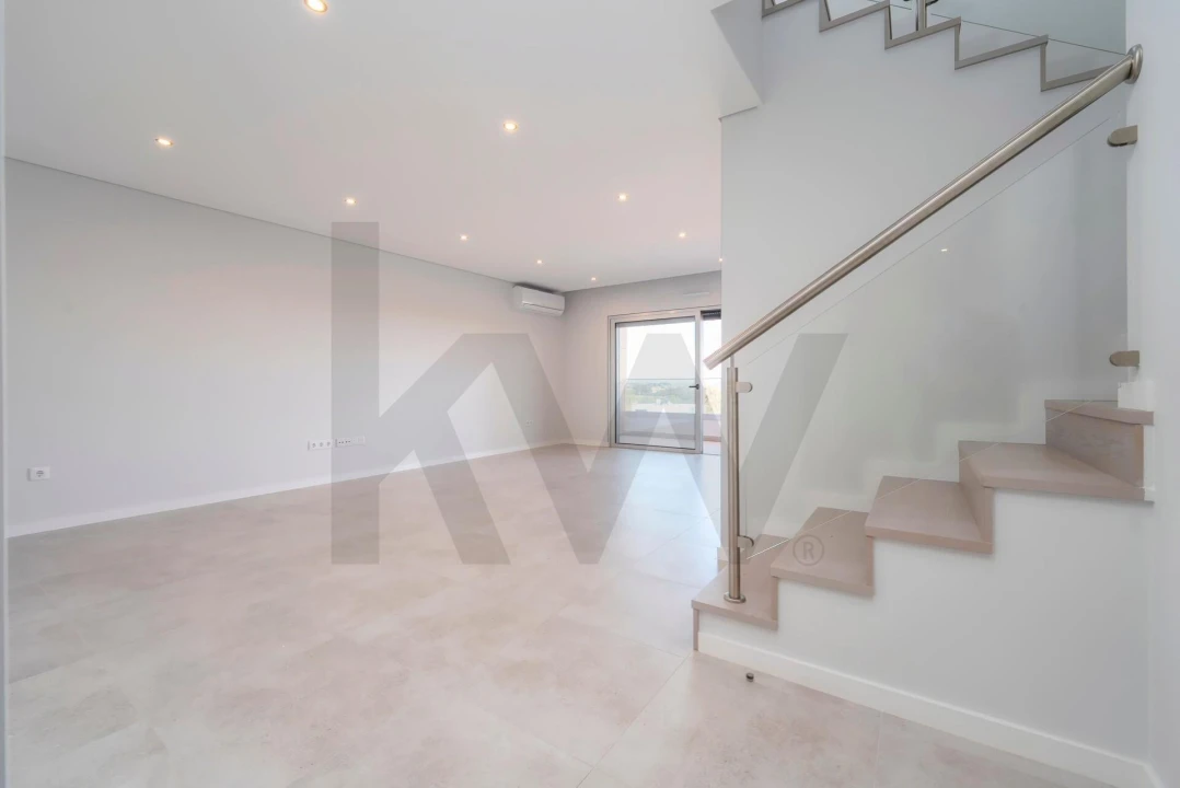 Apartamento T3 para Venda em Faro (Sé e São Pedro) Foto 5