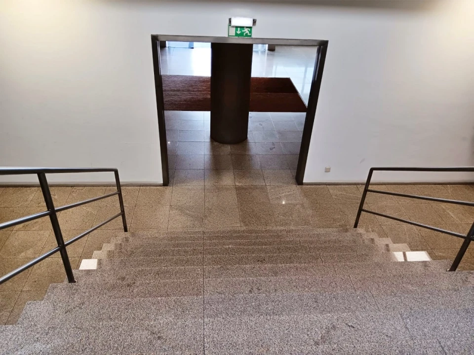 Loja para Arrendamento em Castêlo da Maia Foto 15