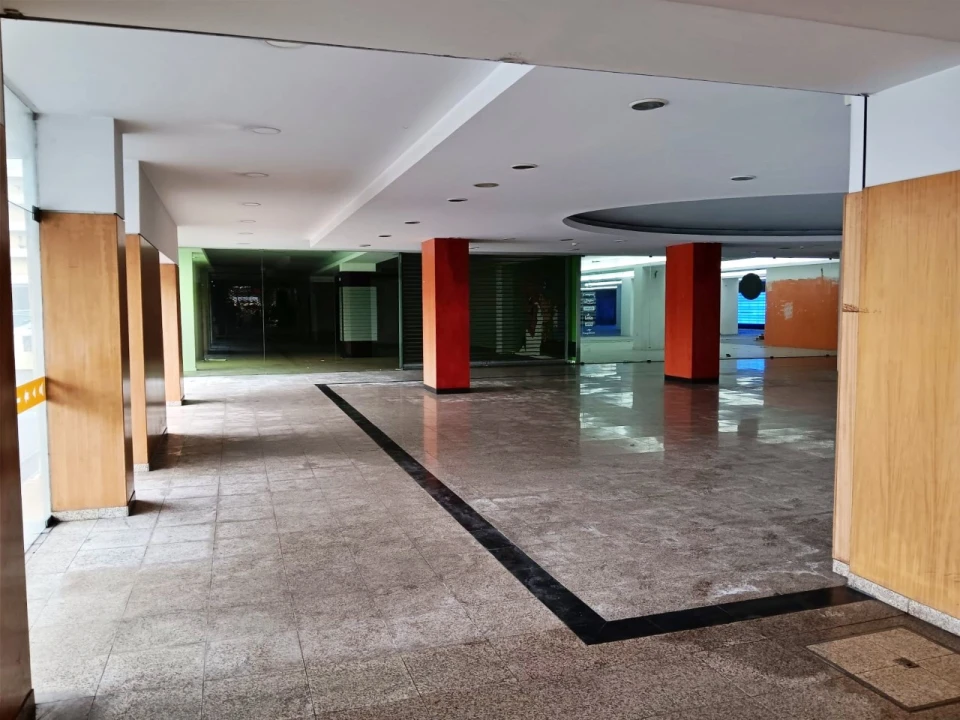 Loja para Arrendamento em Castêlo da Maia Foto 5