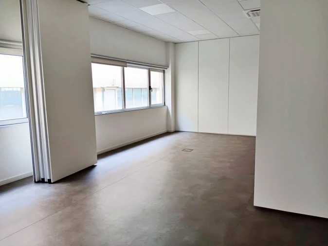 Loja para Arrendamento em Castêlo da Maia Foto 12