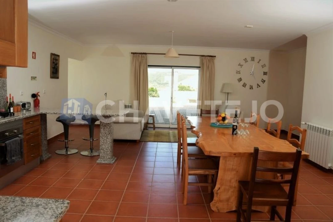 Moradia T6 para Venda em Pussos São Pedro Foto 10