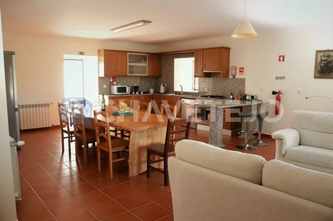 Moradia T6 para Venda em Pussos São Pedro Foto 11