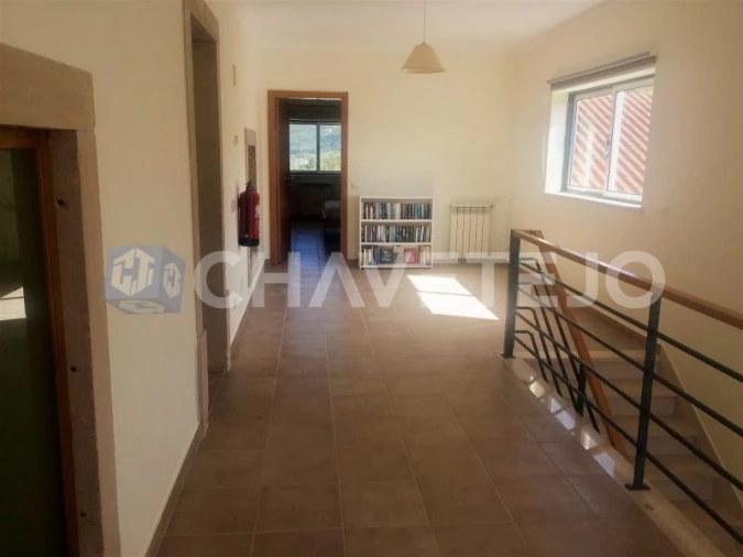 Moradia T6 para Venda em Pussos São Pedro Foto 18