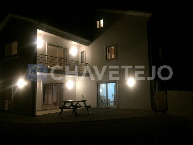 Moradia T6 para Venda em Pussos São Pedro Foto 32