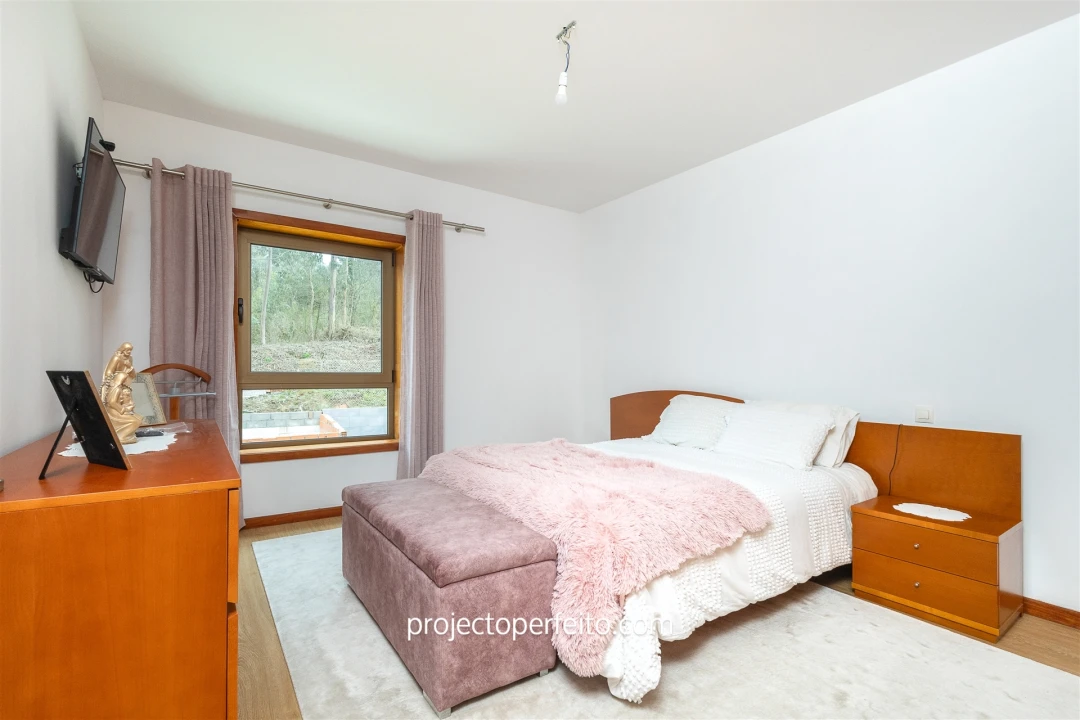 Moradia T3 para Venda em Sanguedo Foto 13