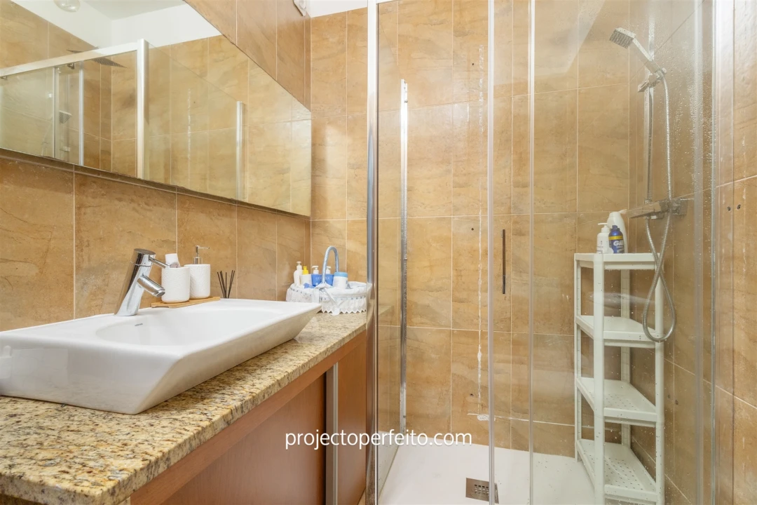 Moradia T3 para Venda em Sanguedo Foto 15