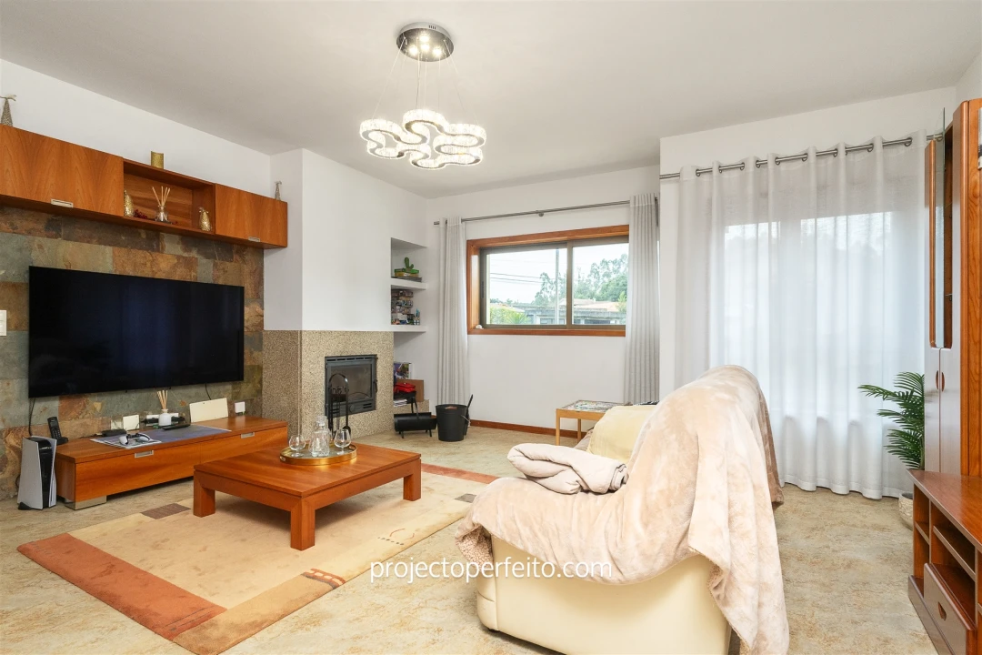 Moradia T3 para Venda em Sanguedo Foto 4