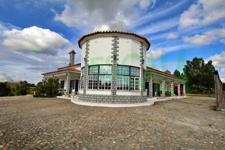 Moradia T4 para Venda em Benavente Foto 29