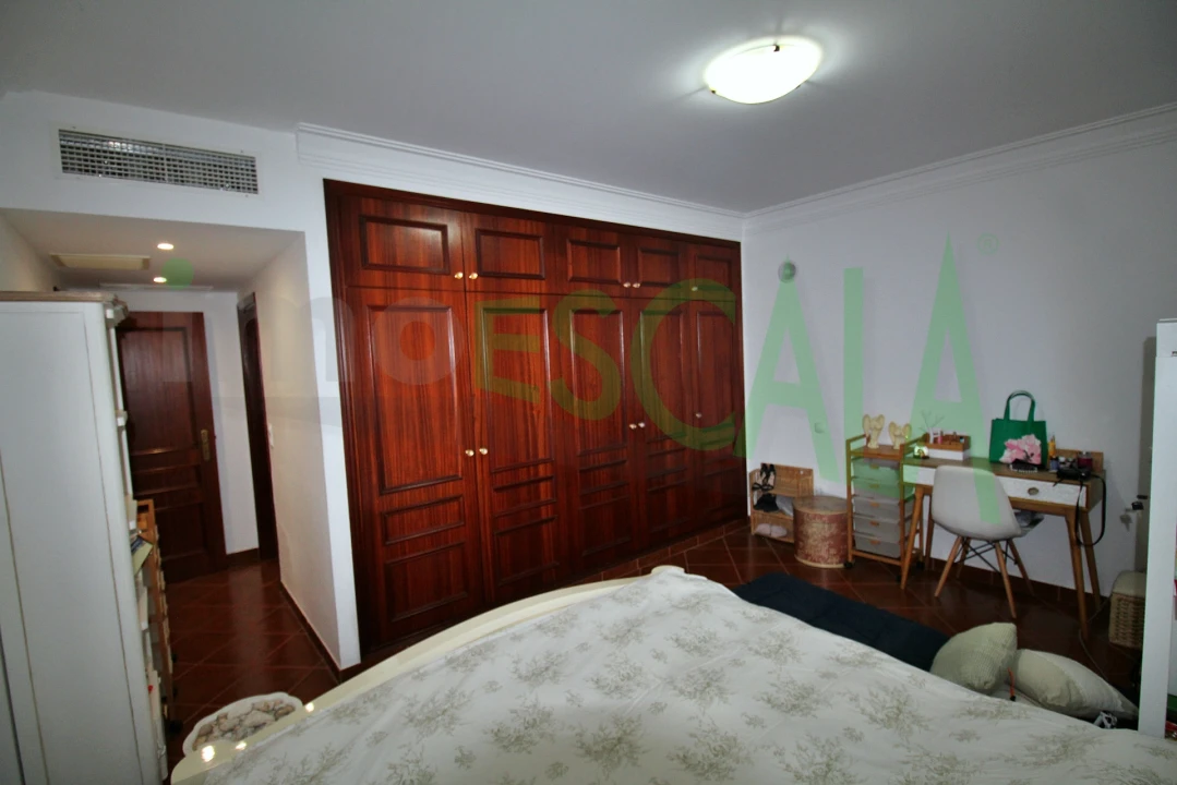 Moradia T4 para Venda em Benavente Foto 19