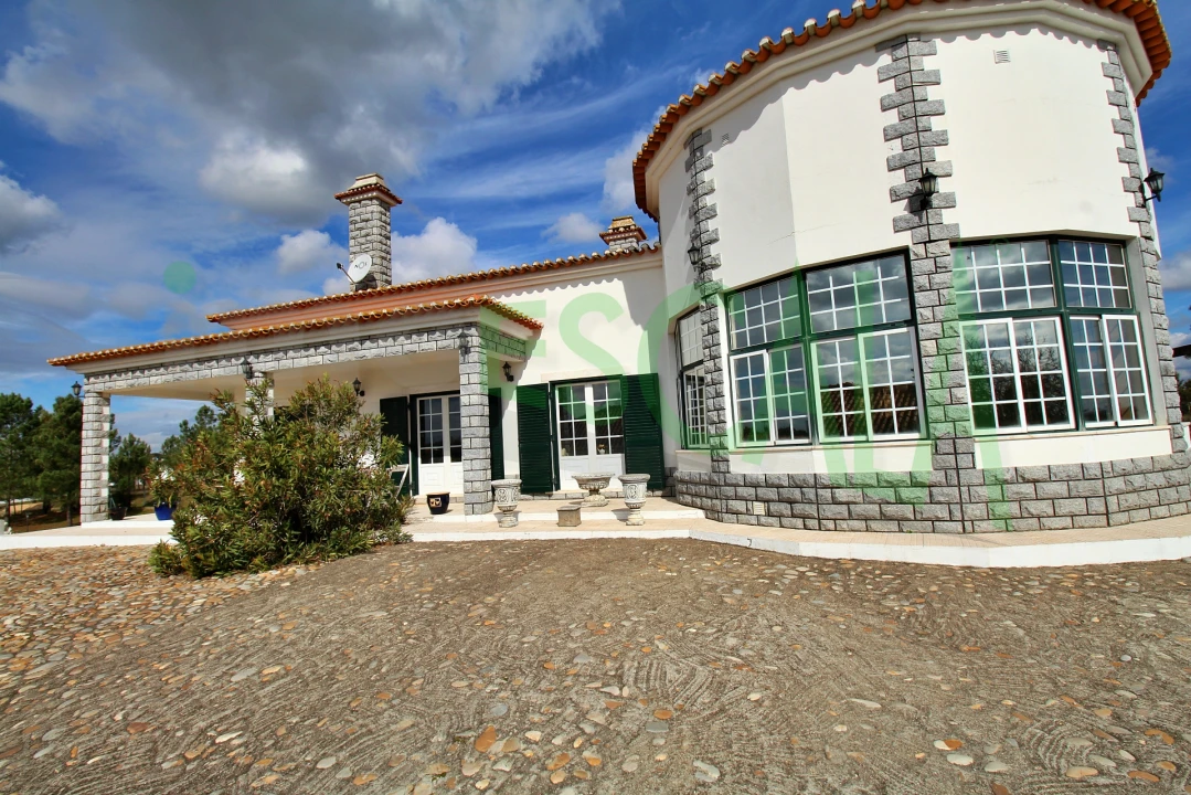 Moradia T4 para Venda em Benavente Foto 30