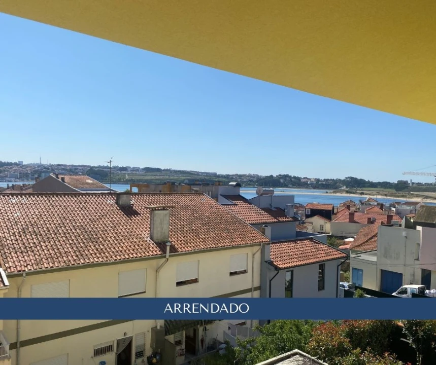Moradia T5 para Arrendamento em Aldoar, Foz do Douro e Nevogilde Foto 1