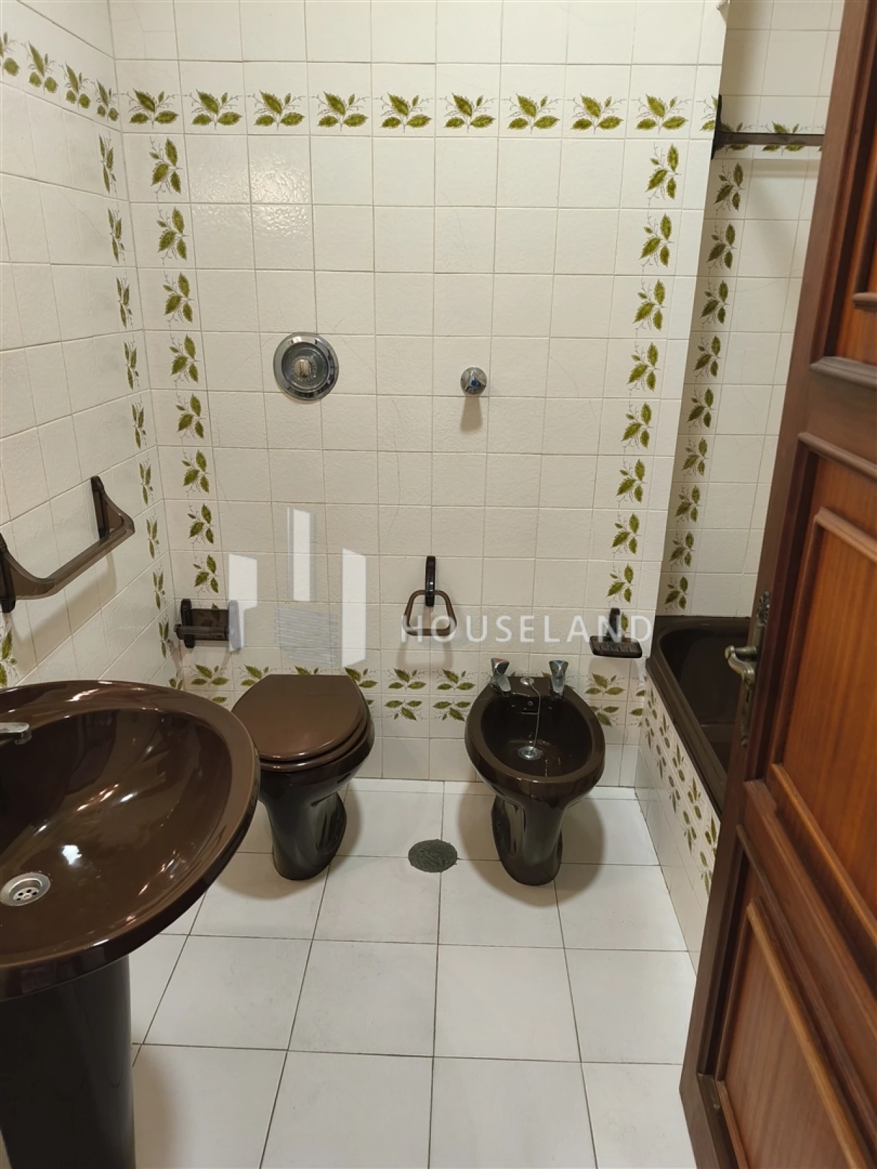 Apartamento T5 para Venda em Espinho Foto 10
