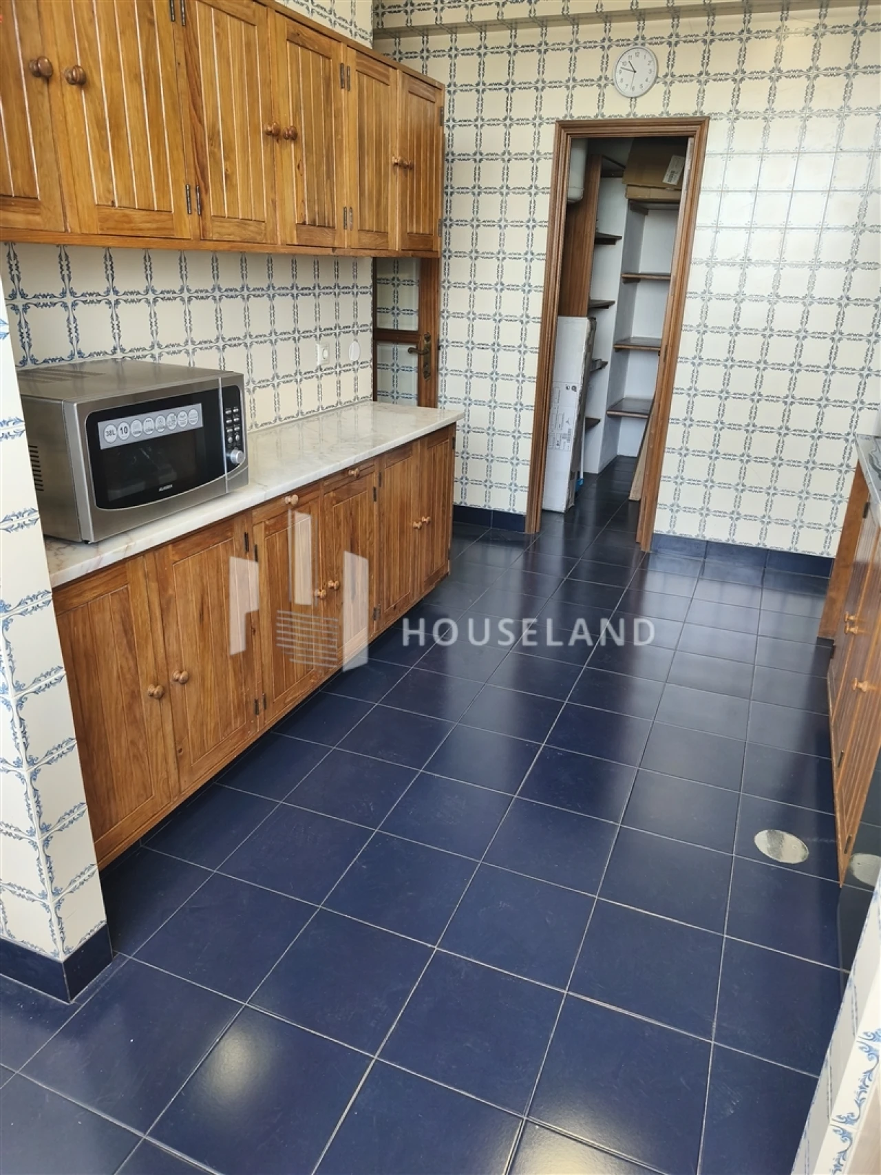 Apartamento T5 para Venda em Espinho Foto 5
