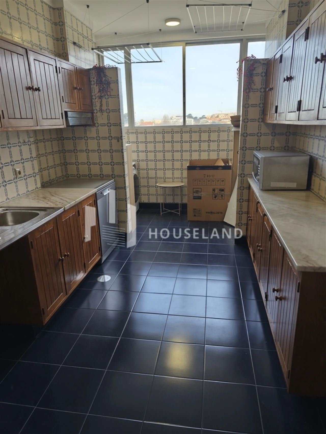 Apartamento T5 para Venda em Espinho Foto 4