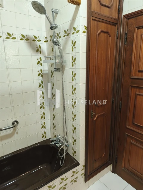 Apartamento T5 para Venda em Espinho