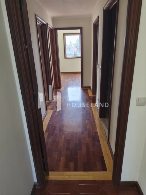 Apartamento T5 para Venda em Espinho