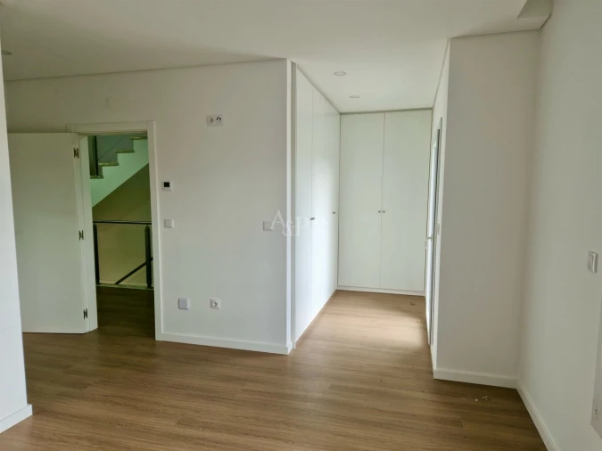 Moradia T3 para Venda em Viseu Foto 15