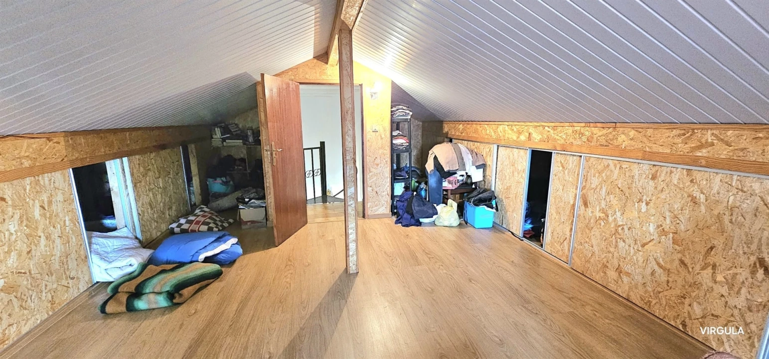 Moradia T3 para Venda em Casteleiro Foto 12