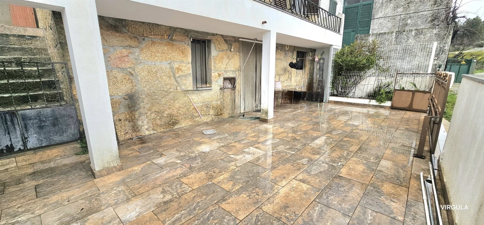 Moradia T3 para Venda em Casteleiro Foto 4