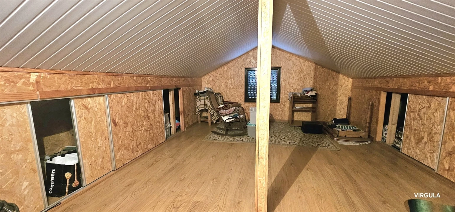 Moradia T3 para Venda em Casteleiro Foto 11