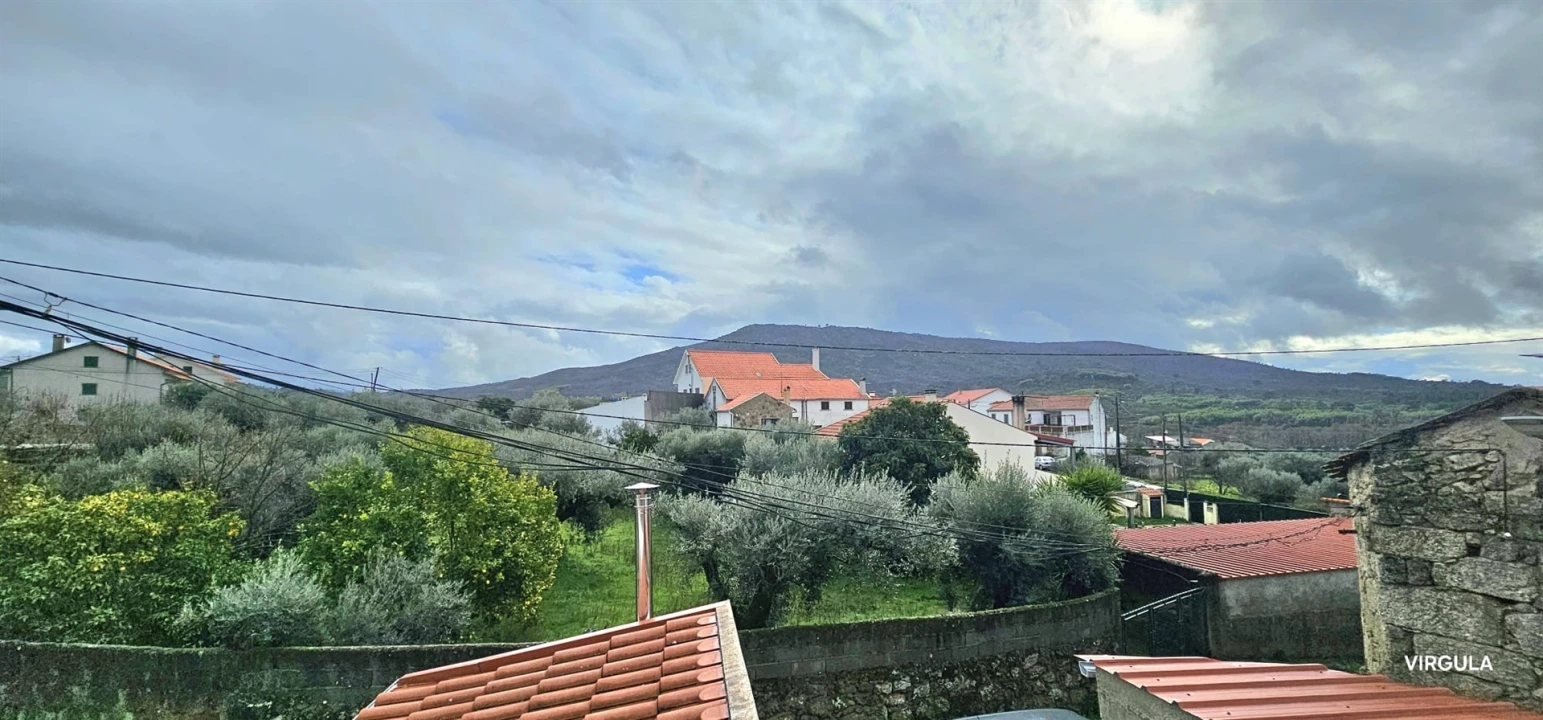 Moradia T3 para Venda em Casteleiro Foto 10