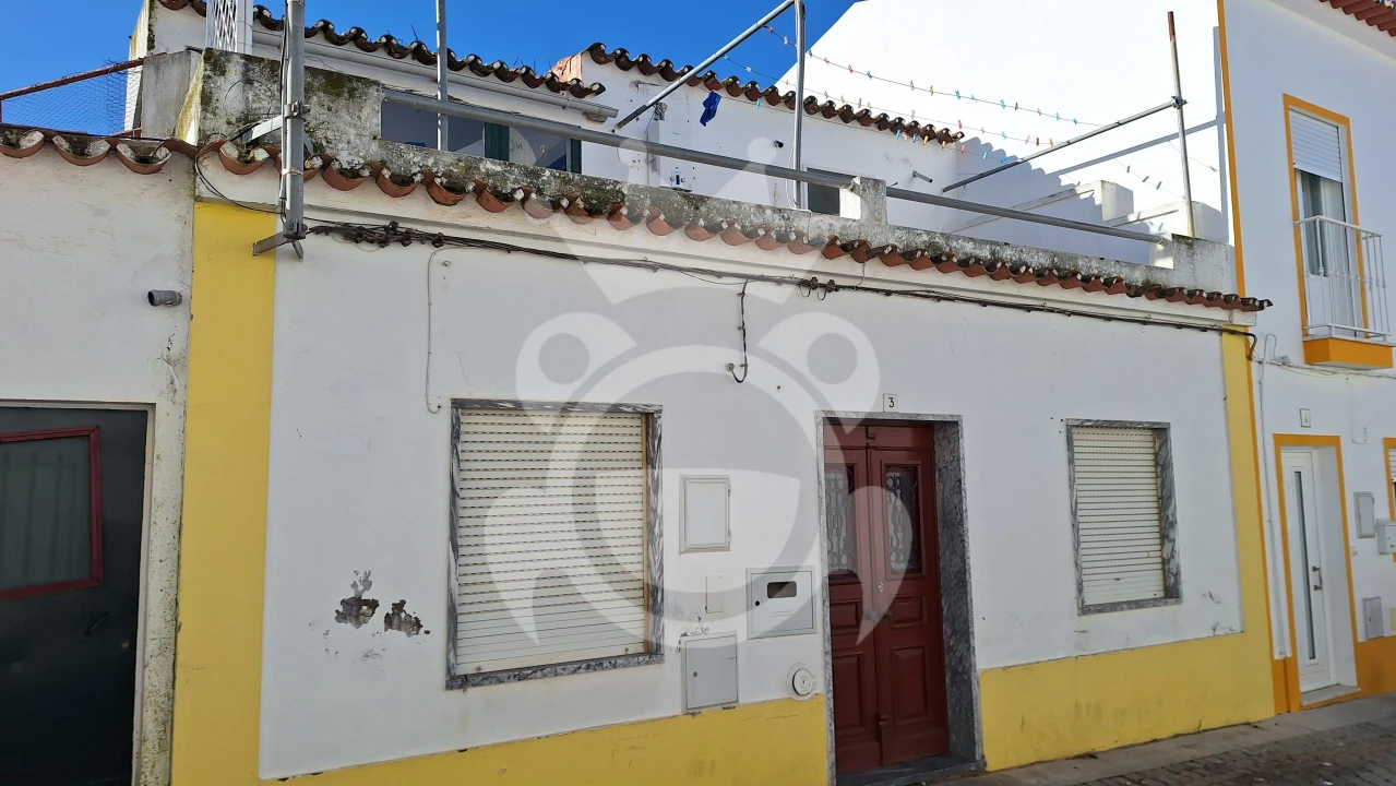 Moradia T5 para Venda em Portel Foto 1