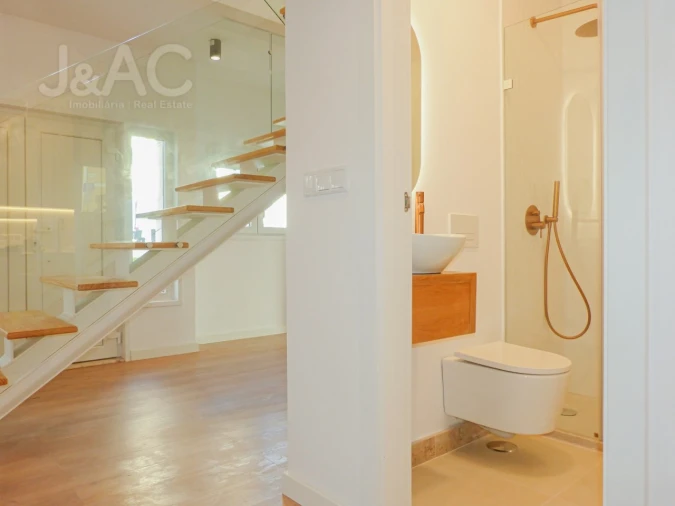 Moradia T4 para Venda em Carcavelos e Parede Foto 8