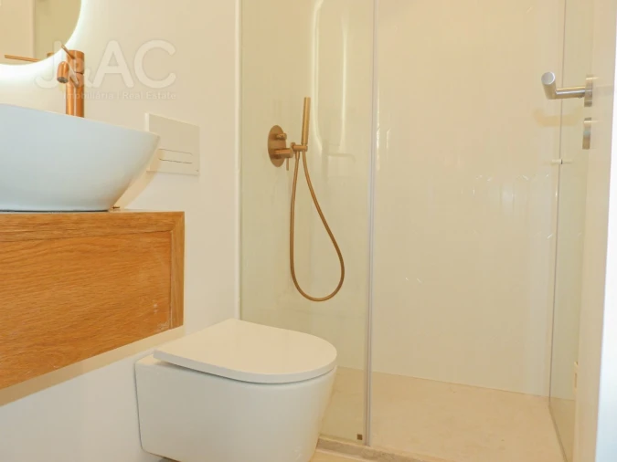 Moradia T4 para Venda em Carcavelos e Parede Foto 9