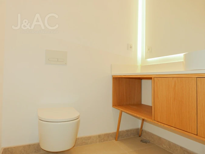 Moradia T4 para Venda em Carcavelos e Parede Foto 29