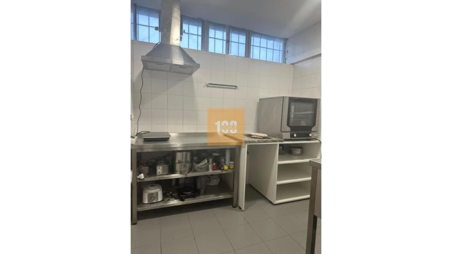 Negócio para Venda em São Mamede de Infesta e Senhora da Hora Foto 4