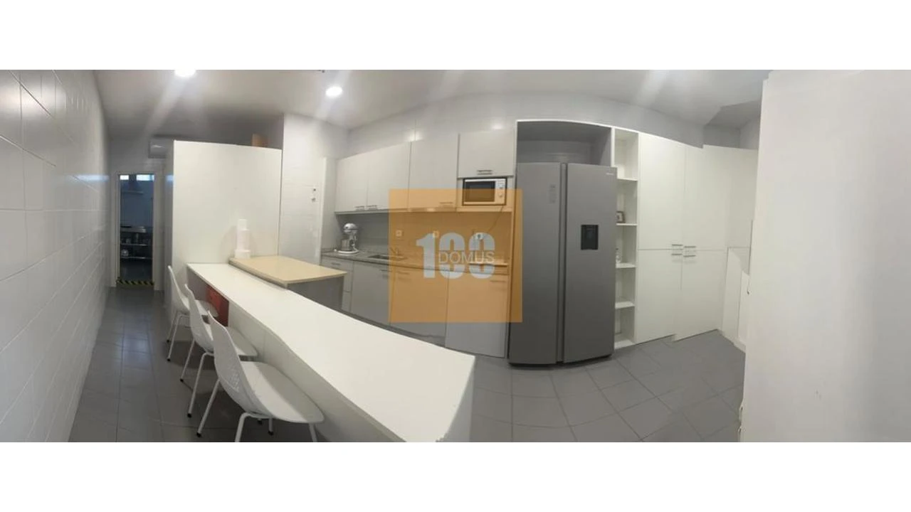 Negócio para Venda em São Mamede de Infesta e Senhora da Hora Foto 5