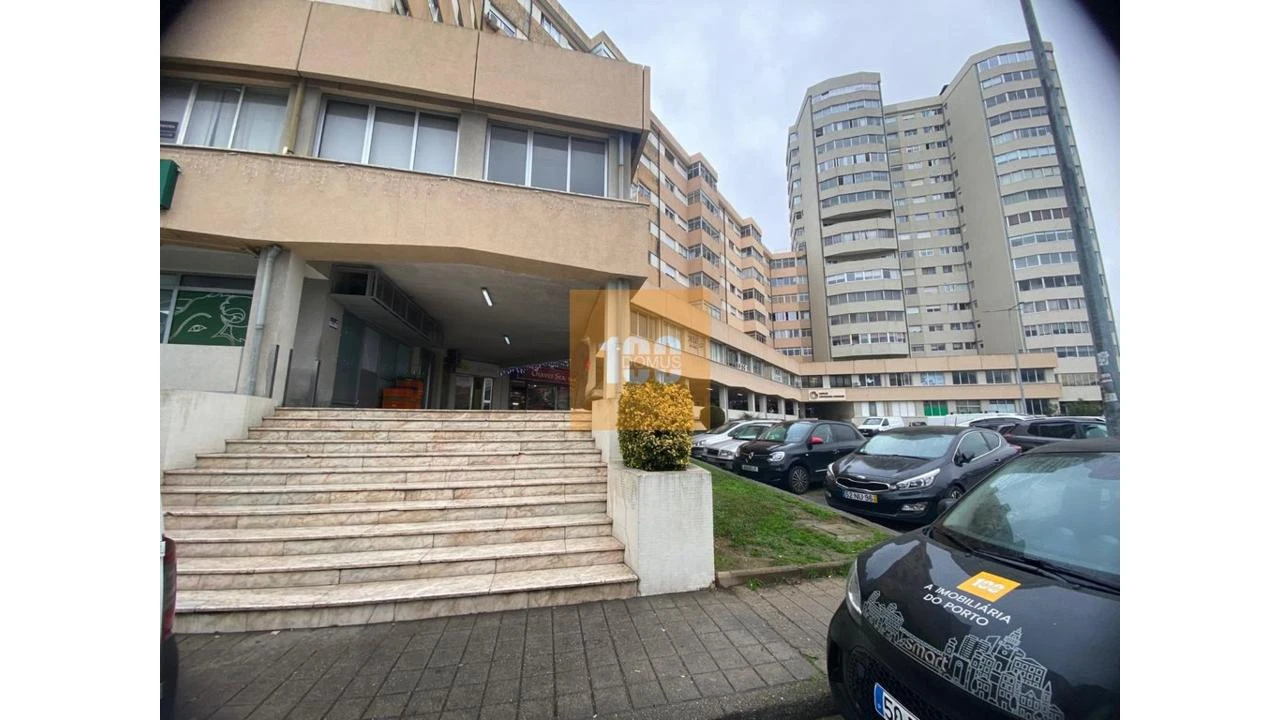 Negócio para Venda em São Mamede de Infesta e Senhora da Hora Foto 19