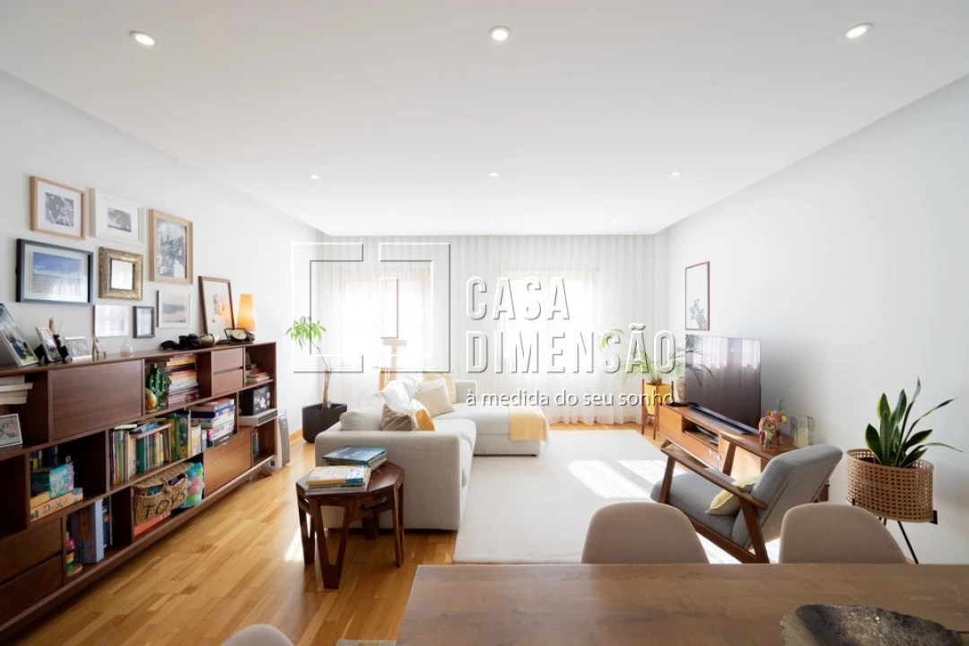 Apartamento T2 para Venda em Carnaxide e Queijas Foto 13