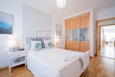 Apartamento T2 para Venda em Carnaxide e Queijas