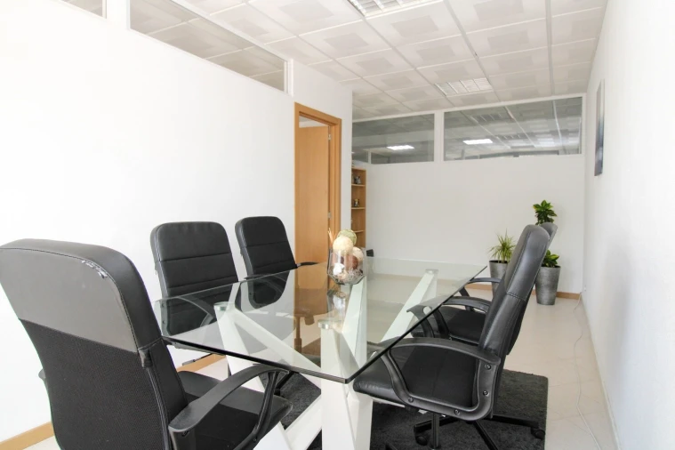 Negócio para Venda em Quarteira Foto 5