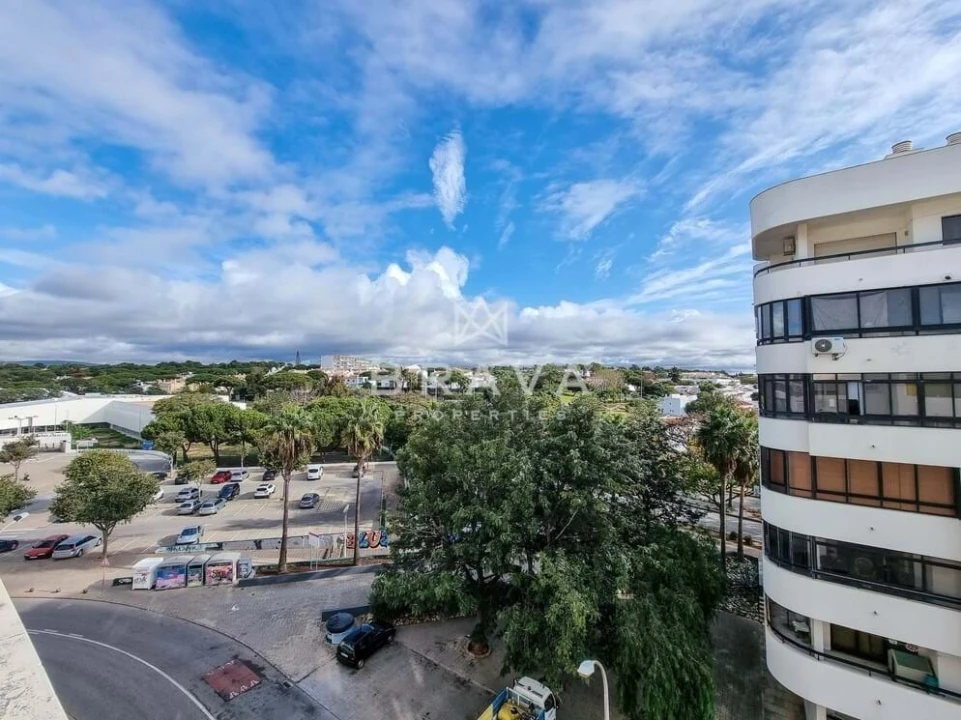 Apartamento T2 para Venda em Quarteira Foto 19