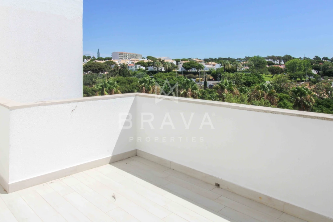 Apartamento T2 para Venda em Quarteira Foto 34