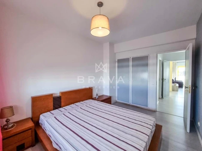 Apartamento T2 para Venda em Quarteira Foto 17