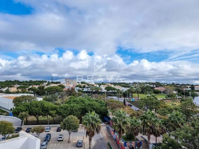 Apartamento T2 para Venda em Quarteira Foto 8