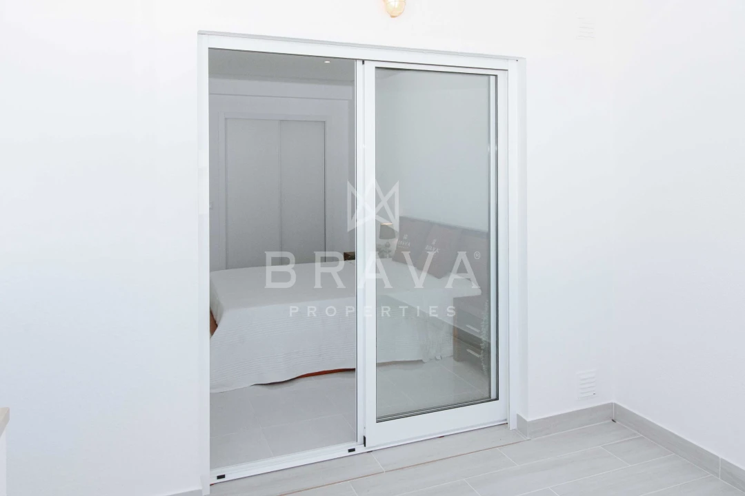 Apartamento T2 para Venda em Quarteira Foto 31