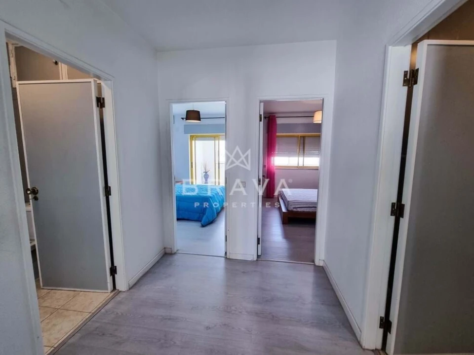 Apartamento T2 para Venda em Quarteira Foto 10