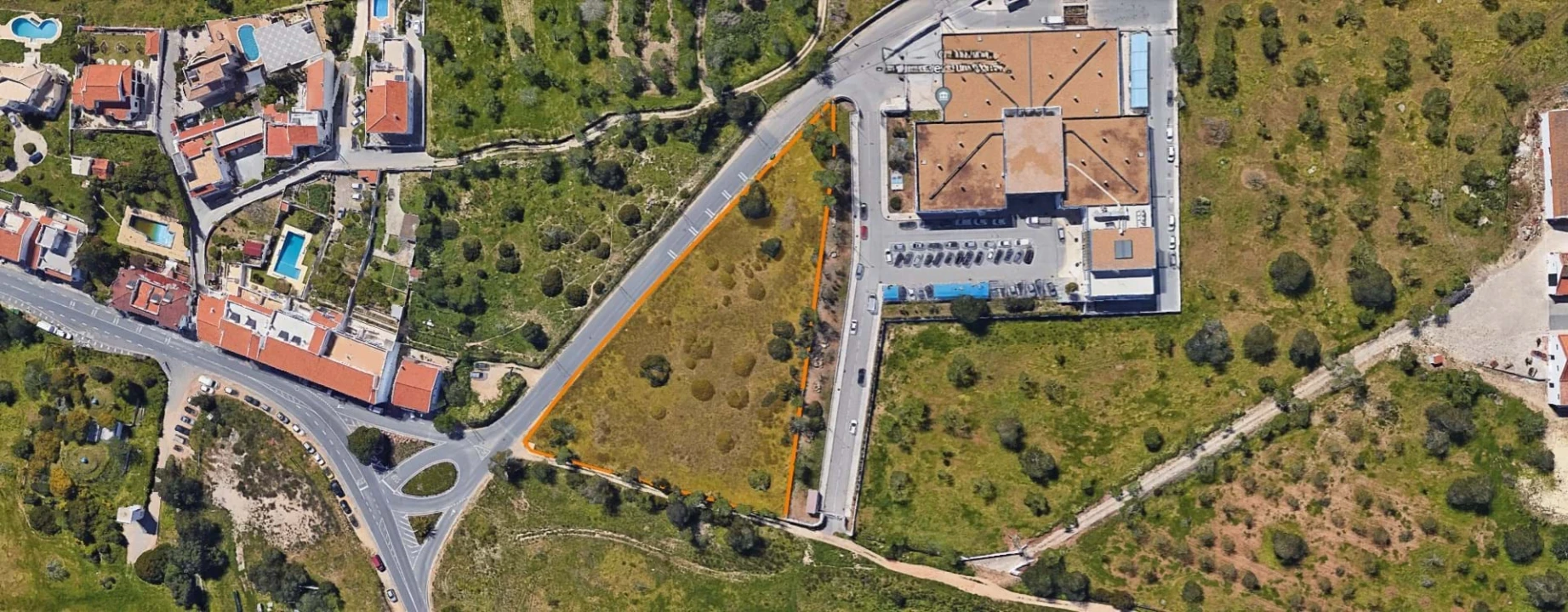 Terreno para Venda em Albufeira e Olhos de Água Foto 3