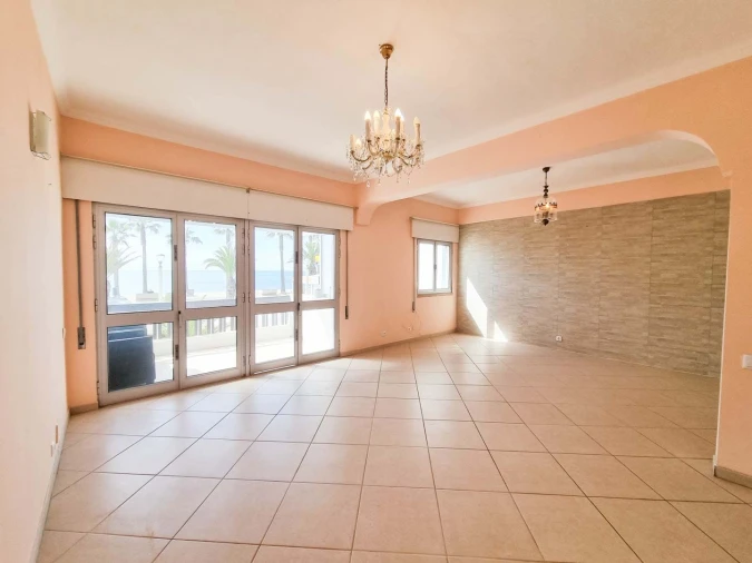 Apartamento T2 para Venda em Quarteira Foto 5