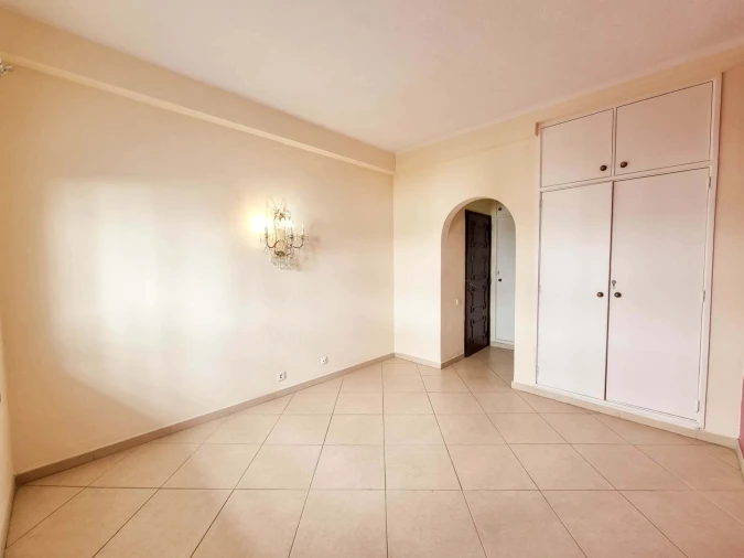 Apartamento T2 para Venda em Quarteira Foto 15