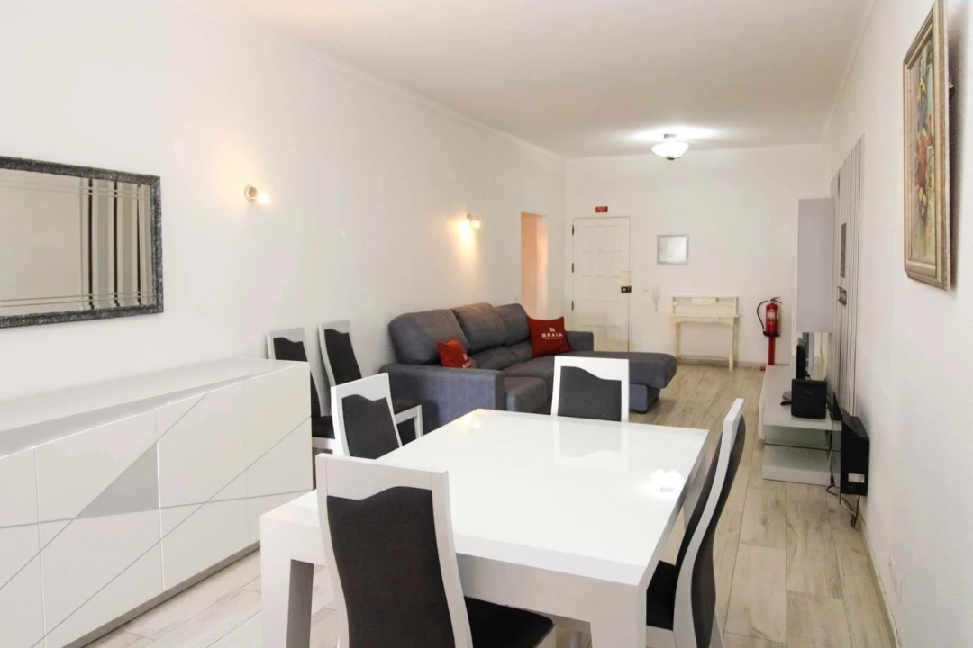 Apartamento T1 para Venda em Albufeira e Olhos de Água Foto 2