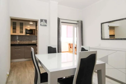 Apartamento T1 para Venda em Albufeira e Olhos de Água