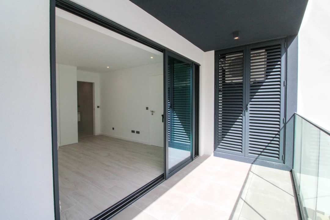 Apartamento T2 para Venda em Quarteira Foto 7