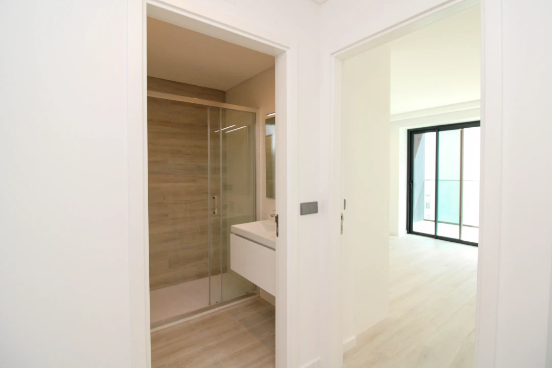 Apartamento T2 para Venda em Quarteira Foto 12