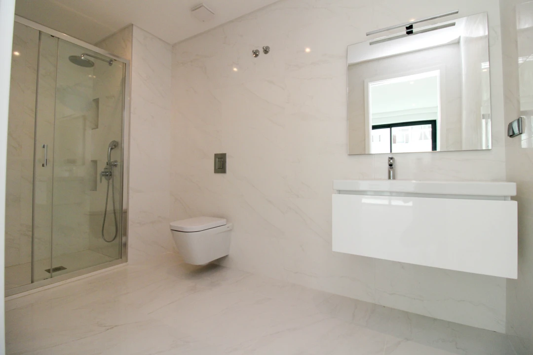 Apartamento T2 para Venda em Quarteira Foto 16